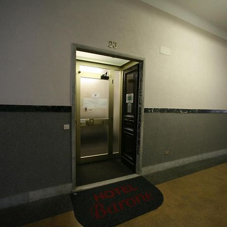 Hotel Barone เจนัว ภายนอก รูปภาพ