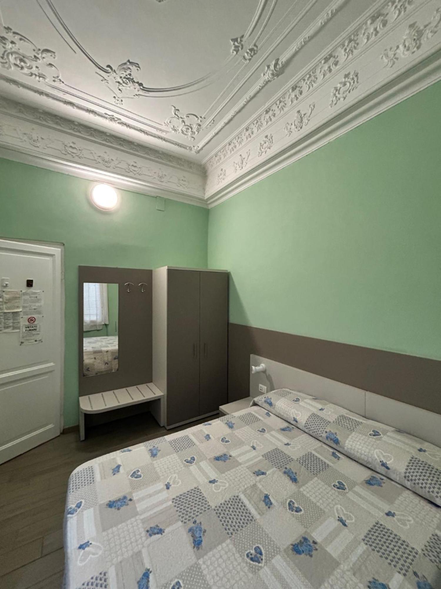 Hotel Barone เจนัว ภายนอก รูปภาพ